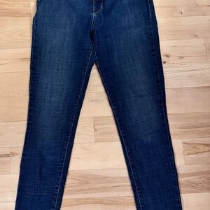 Levi's Dark Blue Women's High Rise Skinny Jeans